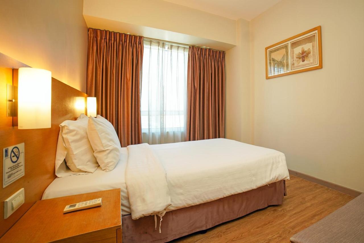One Pacific Place Serviced Residences Makati City Exterior photo