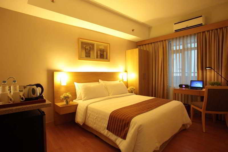One Pacific Place Serviced Residences Makati City Exterior photo